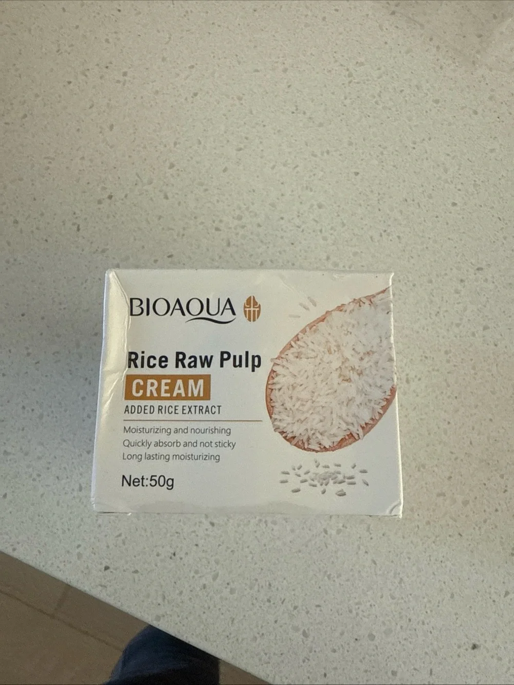 Aqua Rice Raw Pulp Cream - White